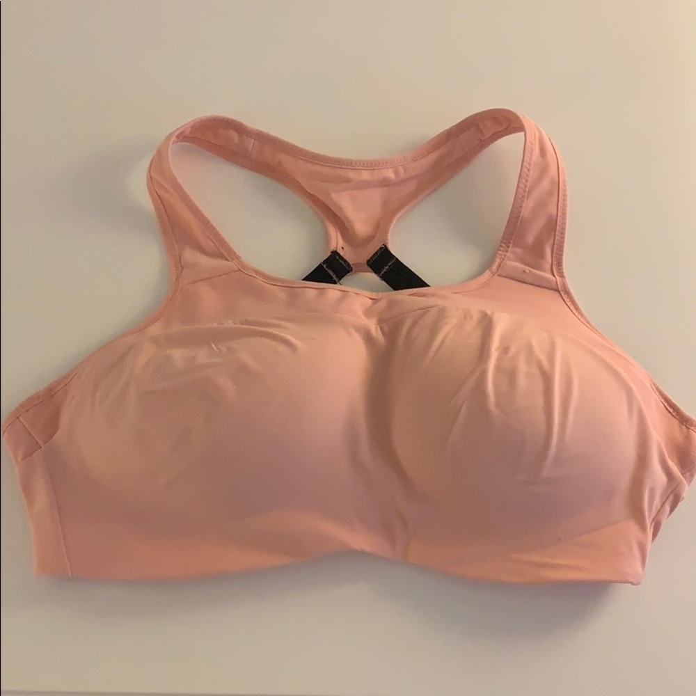 pink nike sports bra